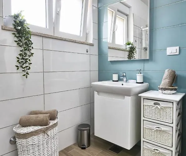 Moki Mit Privatem Beheizbarem Pool * بولا