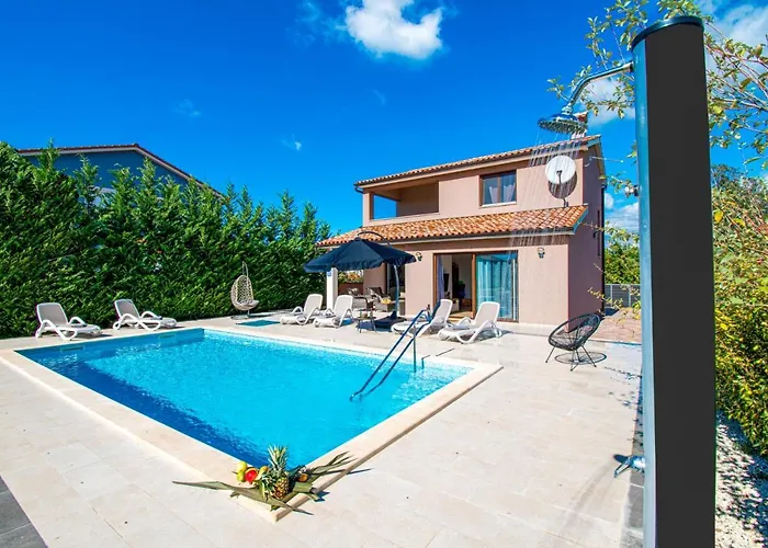 Moki Mit Privatem Beheizbarem Pool