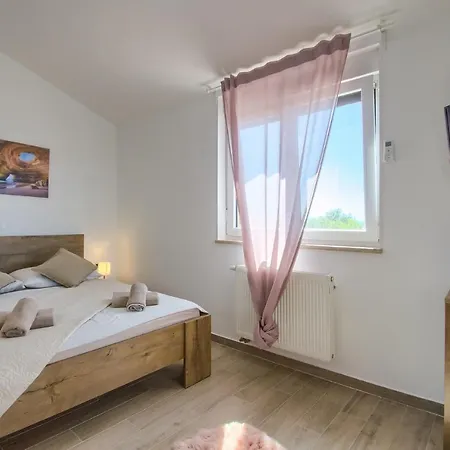 Moki Mit Privatem Beheizbarem Pool Villa