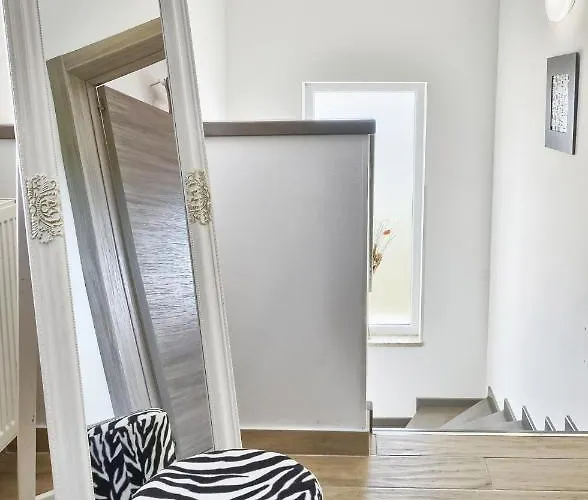 Villa Moki Mit Privatem Beheizbarem Pool