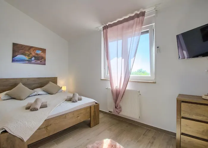 Moki Mit Privatem Beheizbarem Pool Villa