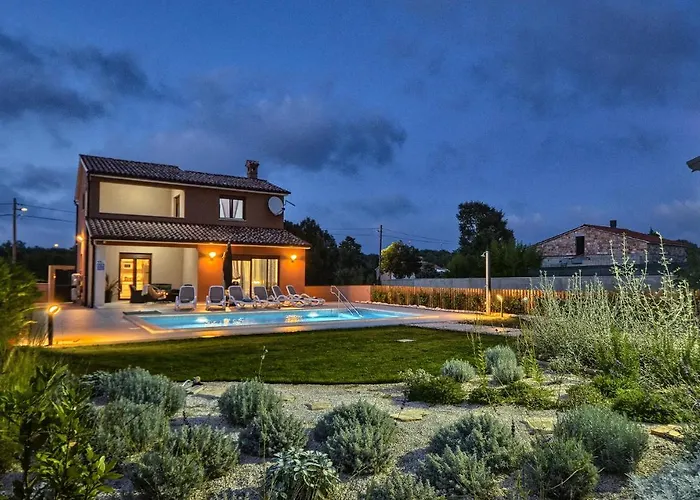 Villa Moki Mit Privatem Beheizbarem Pool *