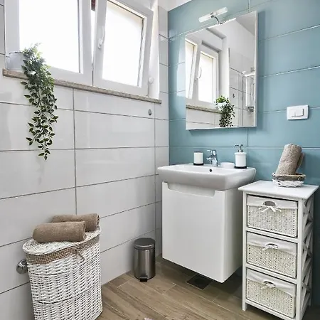 Moki Mit Privatem Beheizbarem Pool * Póla