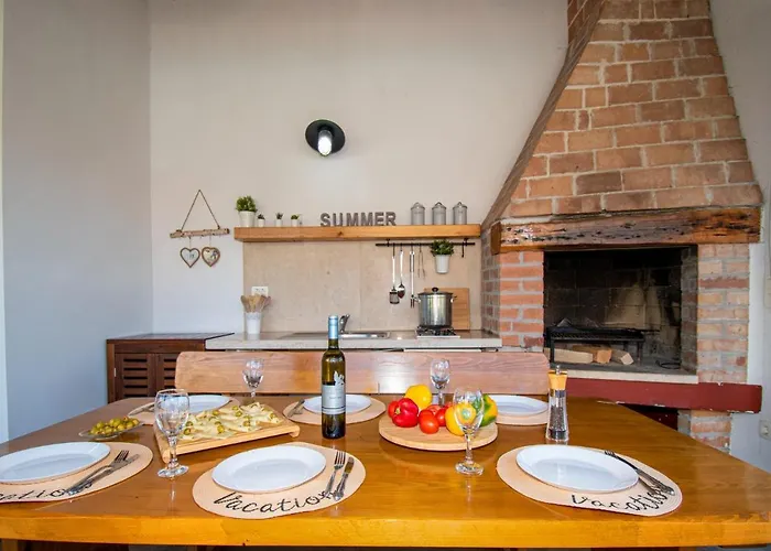 Moki Mit Privatem Beheizbarem Pool וילה *